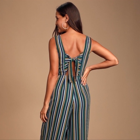 Lulu’s striped allyson  striped tie back  jumper size medium - Picture 1 of 5